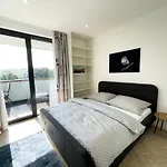 Luxury Retreat With Terrace