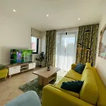 Διαμέρισμα Luxury Retreat With Terrace Košice