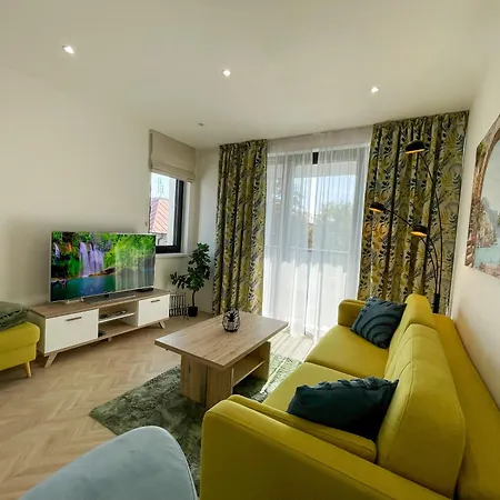 Apartment Luxury Retreat With Terrace Kosice